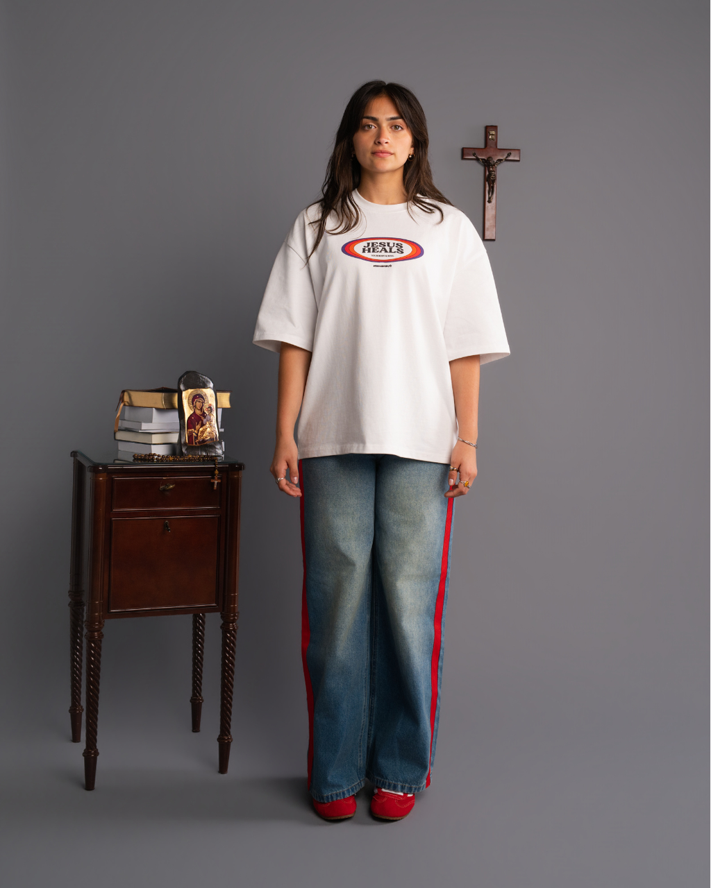 JESUS HEALS Tee